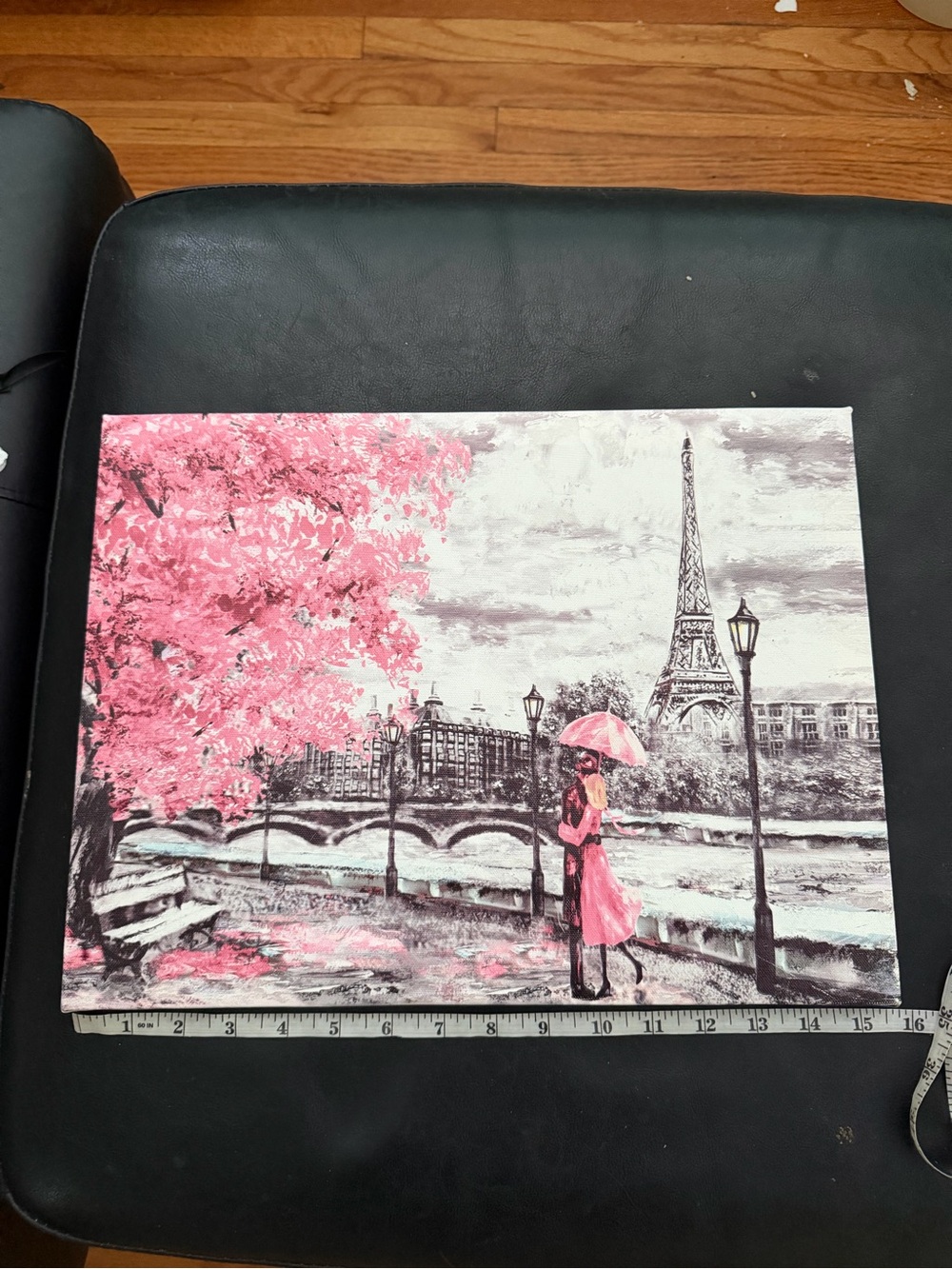 Paris Eiffel Tower Canvas Art romantic couple Pink cherry blossom home decor wal